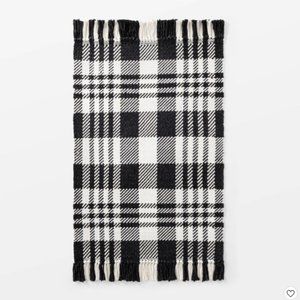 Threshold Studio McGee 2'1"x3'2" Indoor Outdoor Scatter Plaid Rug